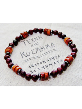 Men's bracelet made of wooden beads